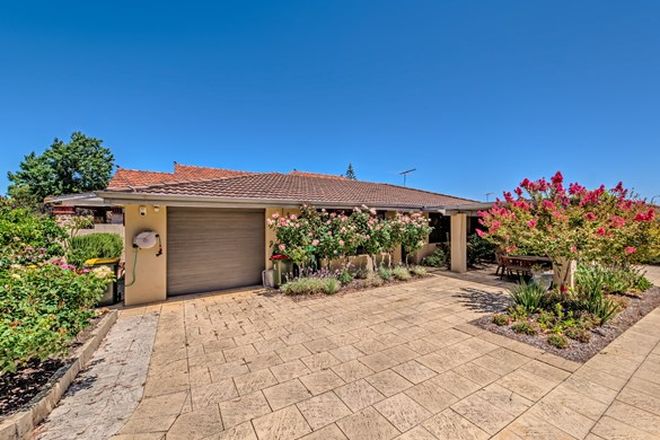 Picture of 1/11 Hill View Road, MOUNT LAWLEY WA 6050