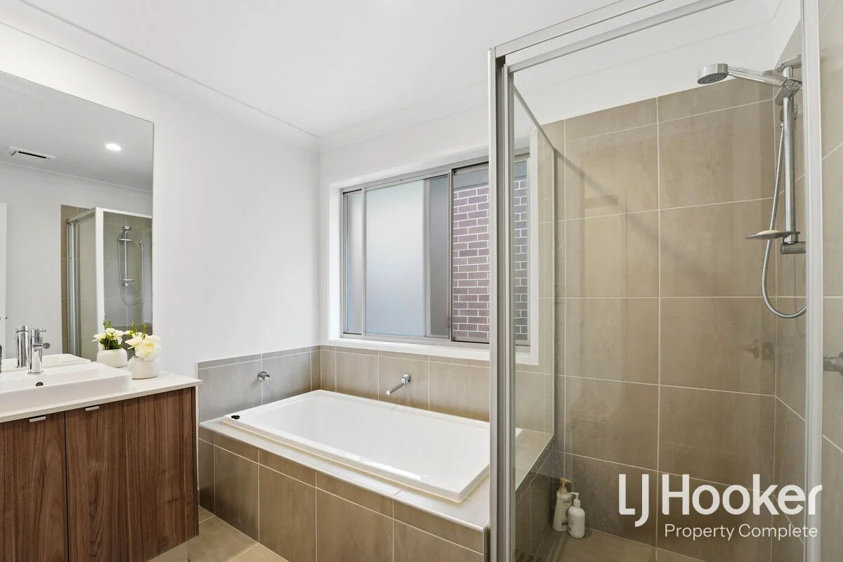 Additional image 15 of 10 Creaghe Street, Park Ridge QLD 4125