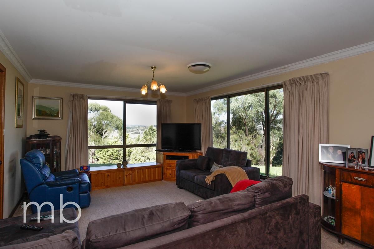 5 Clancys Drive, Clifton Grove NSW 2800, Image 2