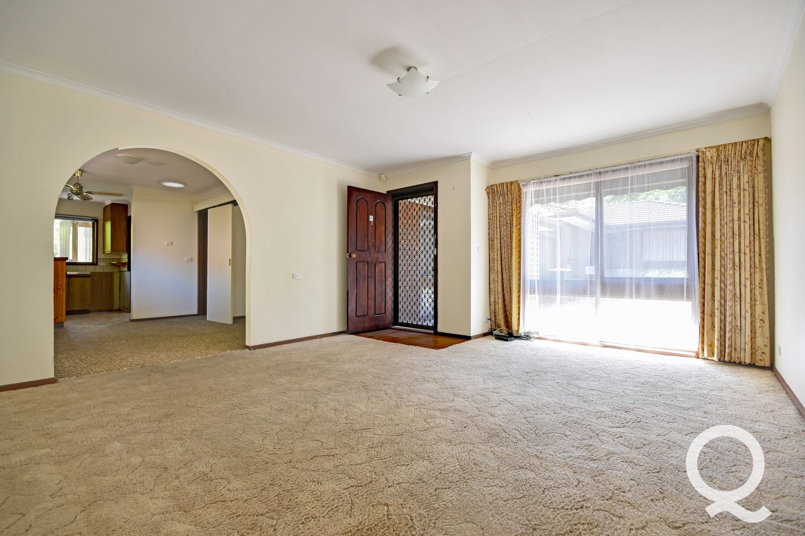 2/1 Wylie Avenue, Warragul VIC 3820, Image 2