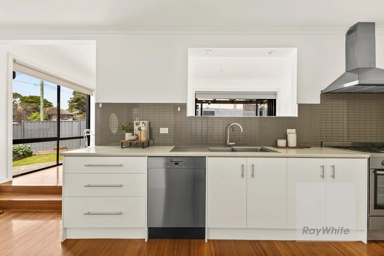 Additional image 7 of 8 Busst Drive, Watsonia North VIC 3087