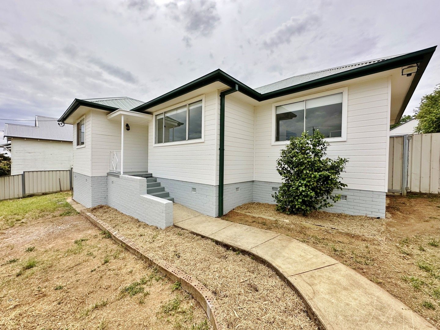 3 Brock Street, Young NSW 2594, Image 0