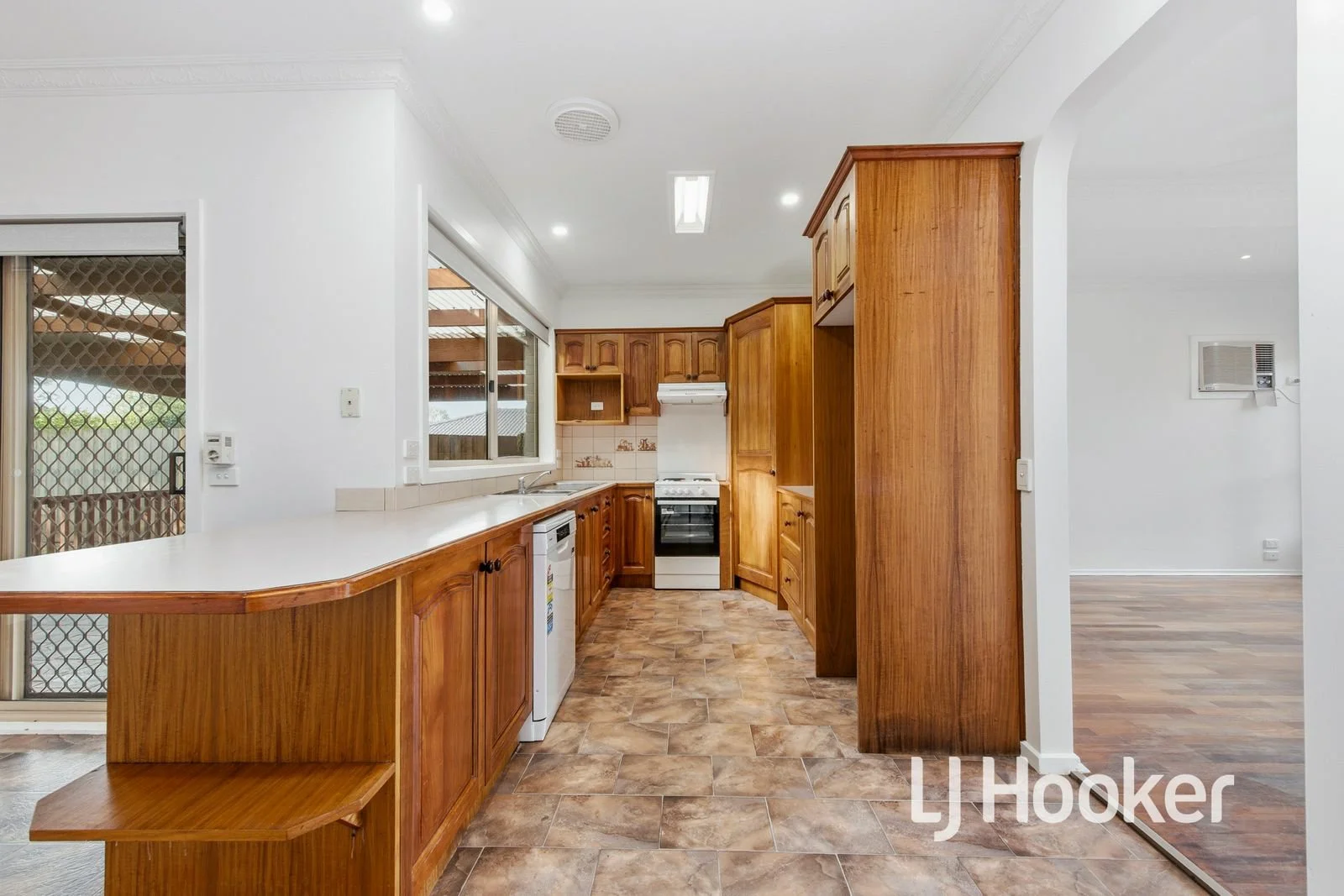 Additional image 5 of 10 McNamara Close, Pakenham VIC 3810