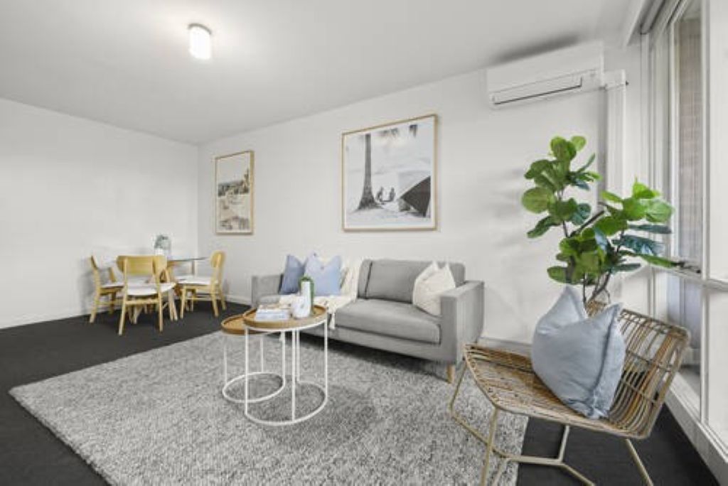 3 bedrooms Apartment / Unit / Flat in 4/241 Williams Road SOUTH YARRA VIC, 3141