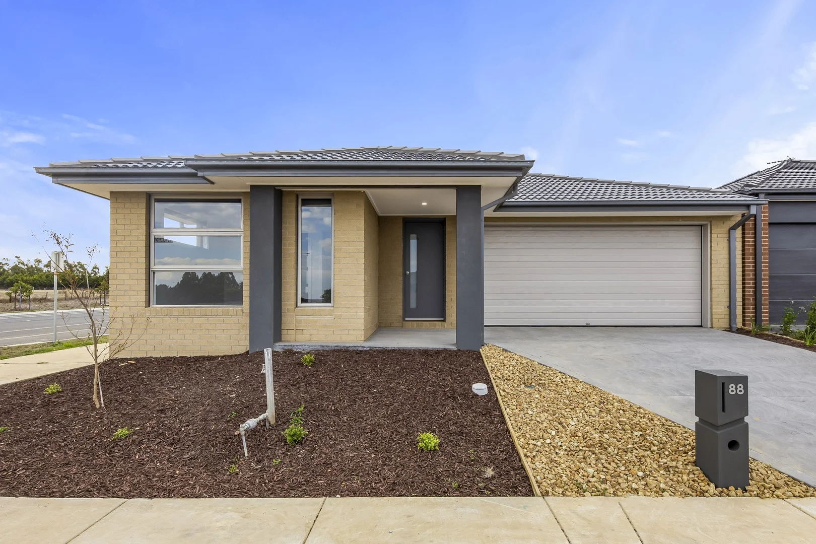 88 Steamboat Avenue, Winter Valley VIC 3358