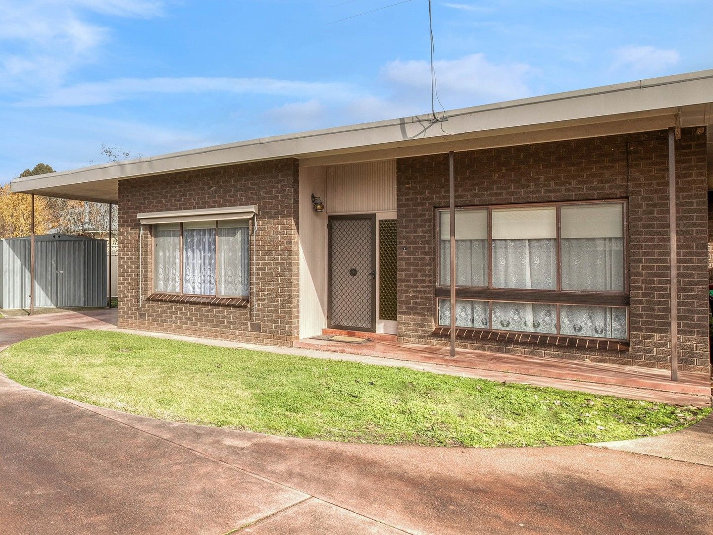 2 bedrooms Apartment / Unit / Flat in Unit 3/4 Caraselle Avenue WANGARATTA VIC, 3677