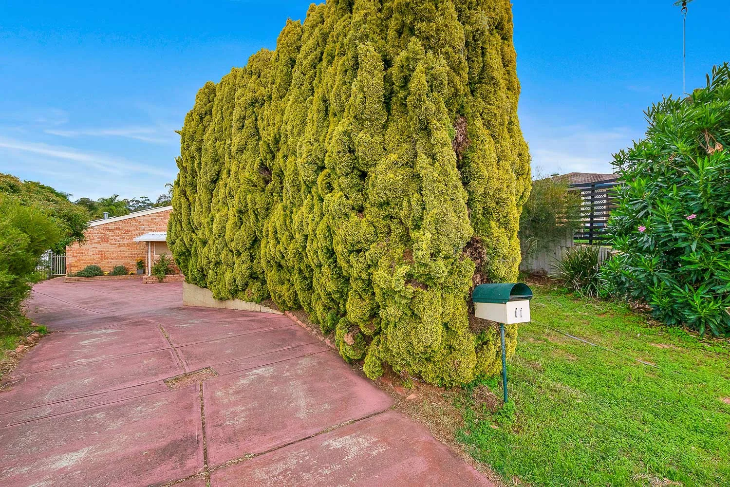 Additional image 37 of 11 Moysey Court, Parmelia WA 6167