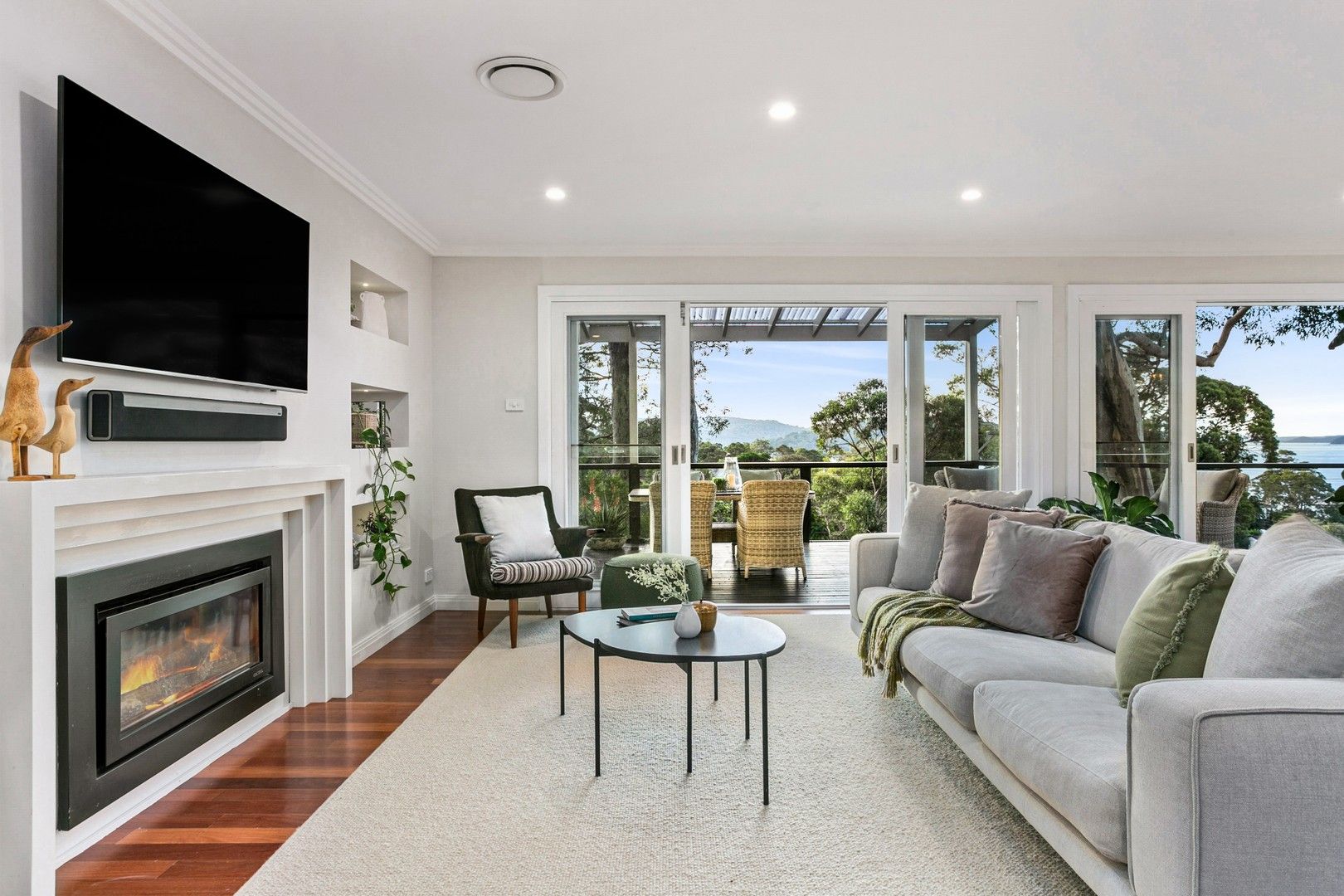 4 bedrooms House in 74 Alexandra Crescent BAYVIEW NSW, 2104