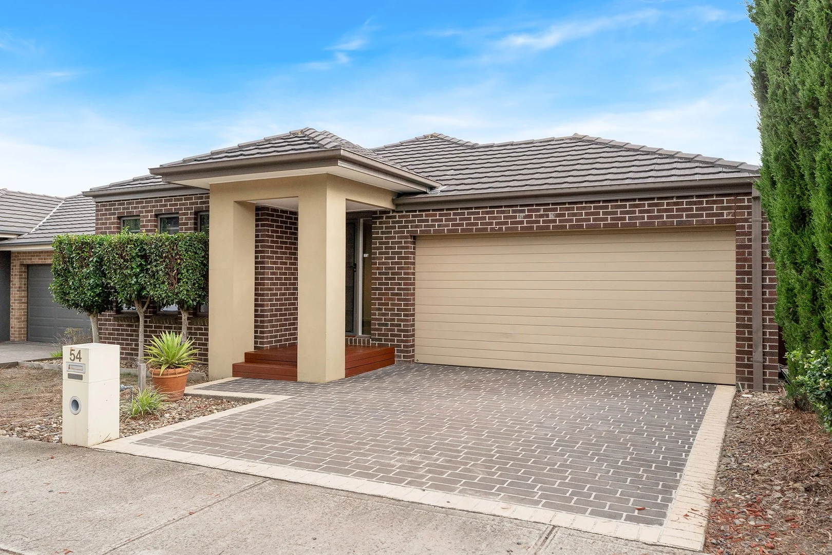 Primary image of 54 Pinnacle Views, Doreen VIC 3754