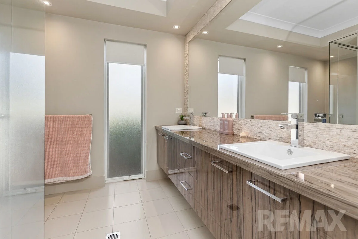 Additional image 5 of 158 Brooklyn Drive, Bourkelands NSW 2650