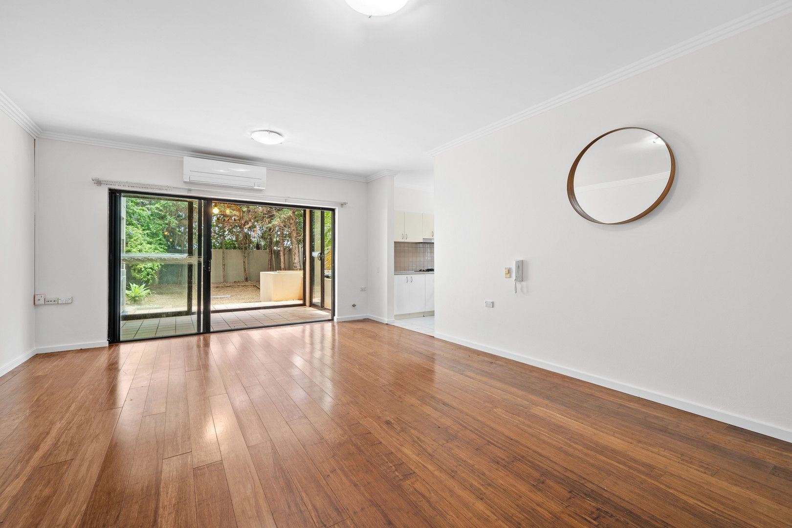 2 bedrooms Apartment / Unit / Flat in 2/1 The Comenarra Parkway THORNLEIGH NSW, 2120