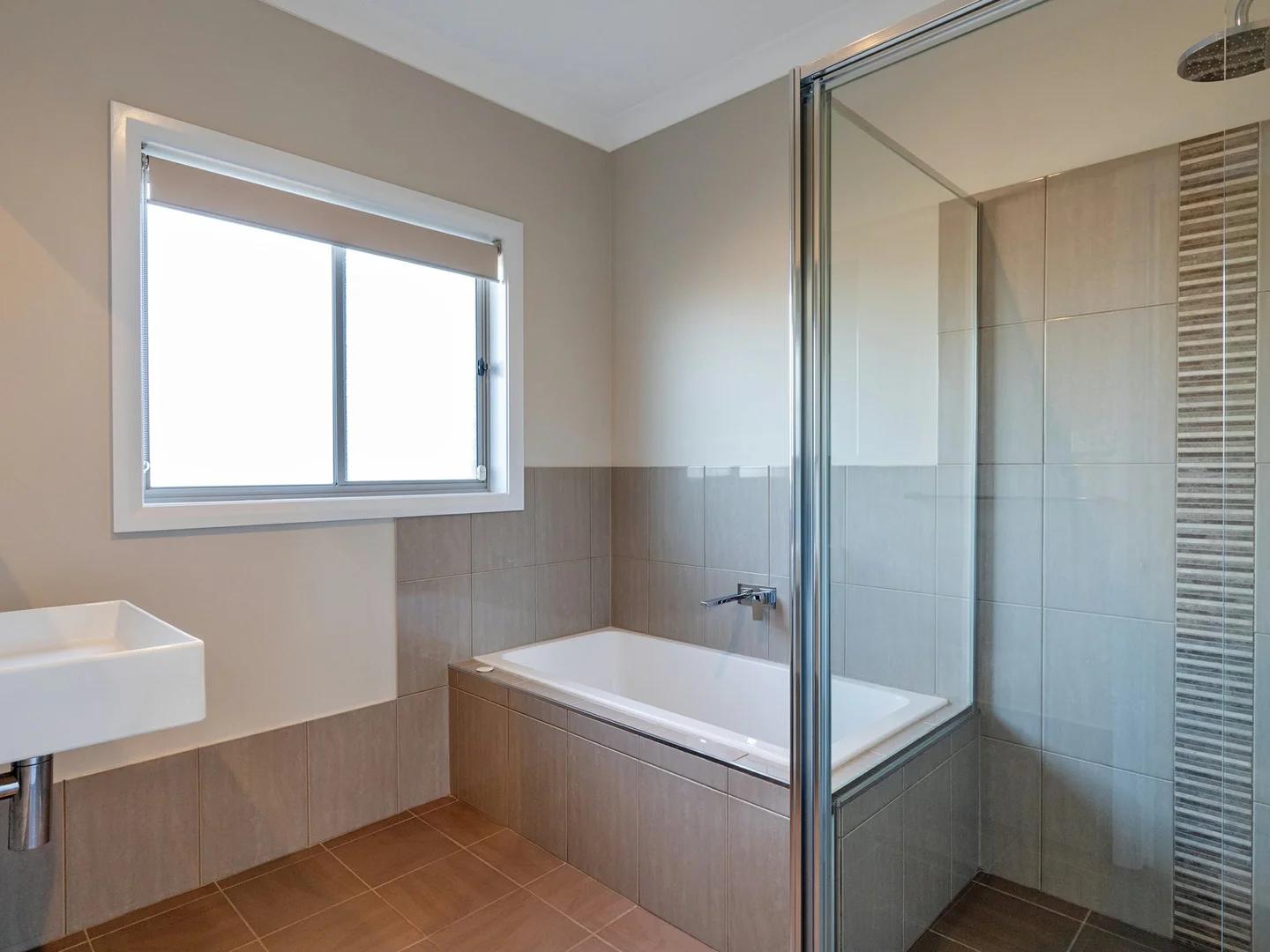 Additional image 9 of 2a Bishop Kennedy Close, Oxley Vale NSW 2340