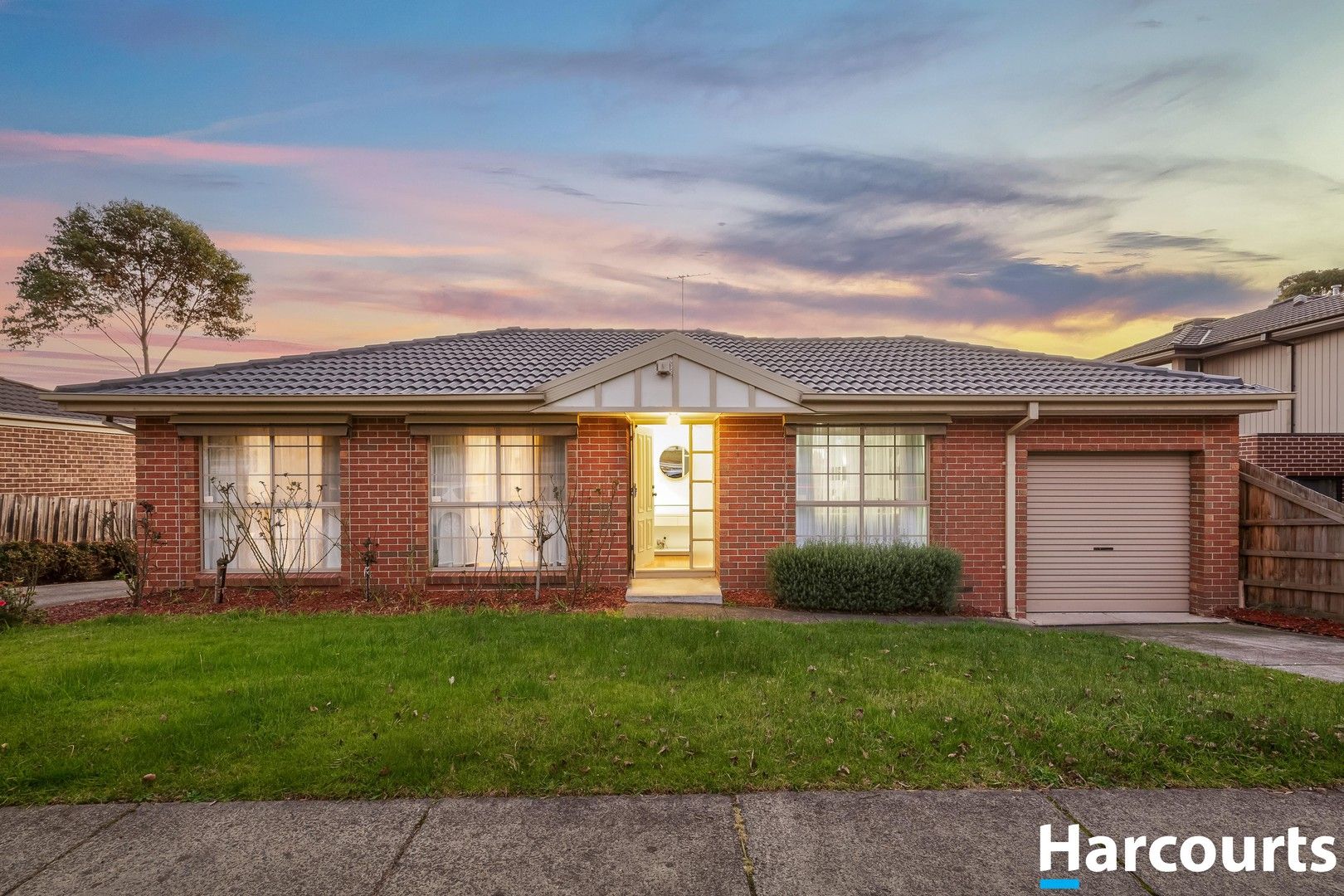 3 bedrooms House in 1/1362 Stud Road ROWVILLE VIC, 3178