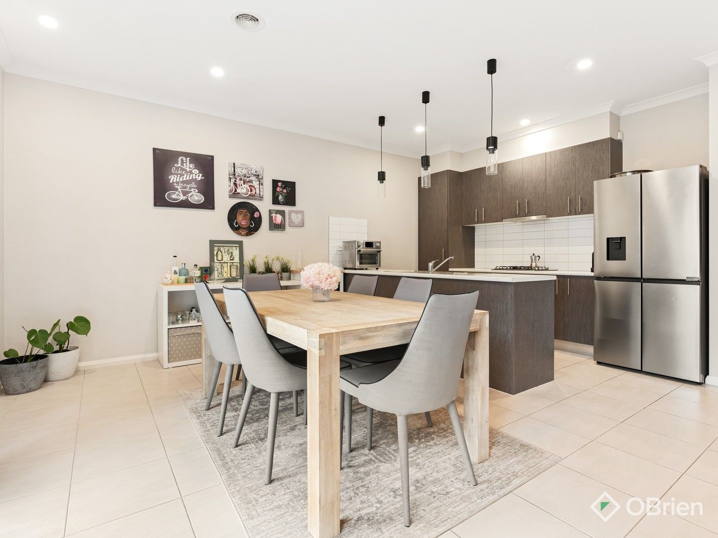2 bedrooms Apartment / Unit / Flat in 5/41-45 Valencia Circuit CRANBOURNE VIC, 3977