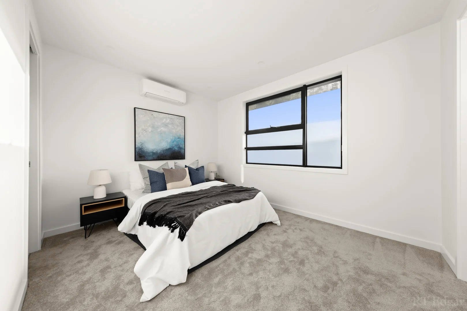 Additional image 6 of 2/16 Hiddleston Avenue, Box Hill South VIC 3128