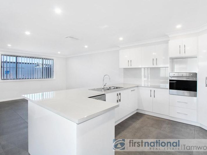 3 bedrooms House in 3/2 Faringdon Street TAMWORTH NSW, 2340