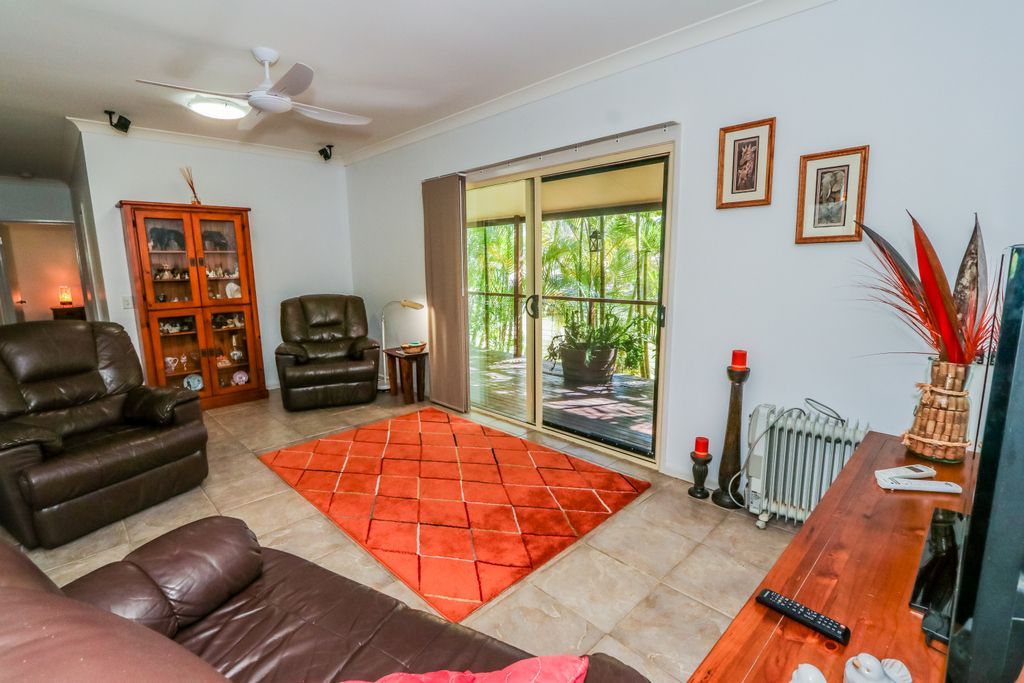 19 Lady Elliot Drive, Agnes Water QLD 4677, Image 2