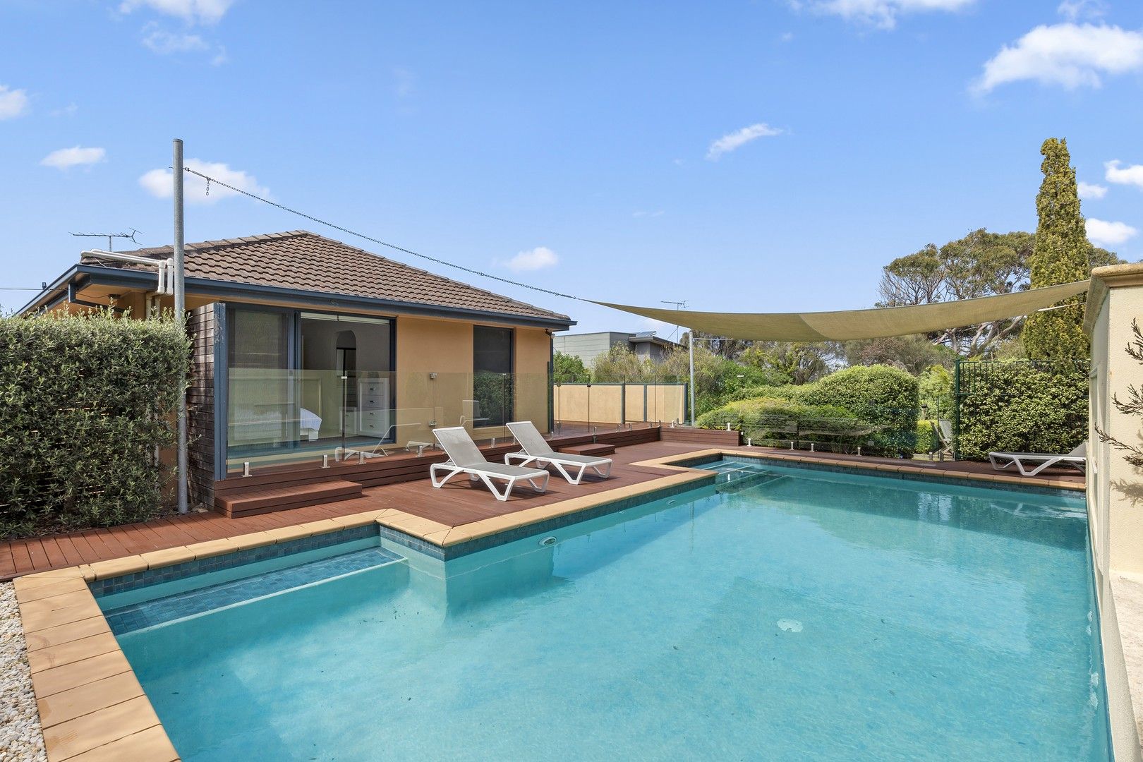 5 bedrooms House in 5 First Avenue ANGLESEA VIC, 3230