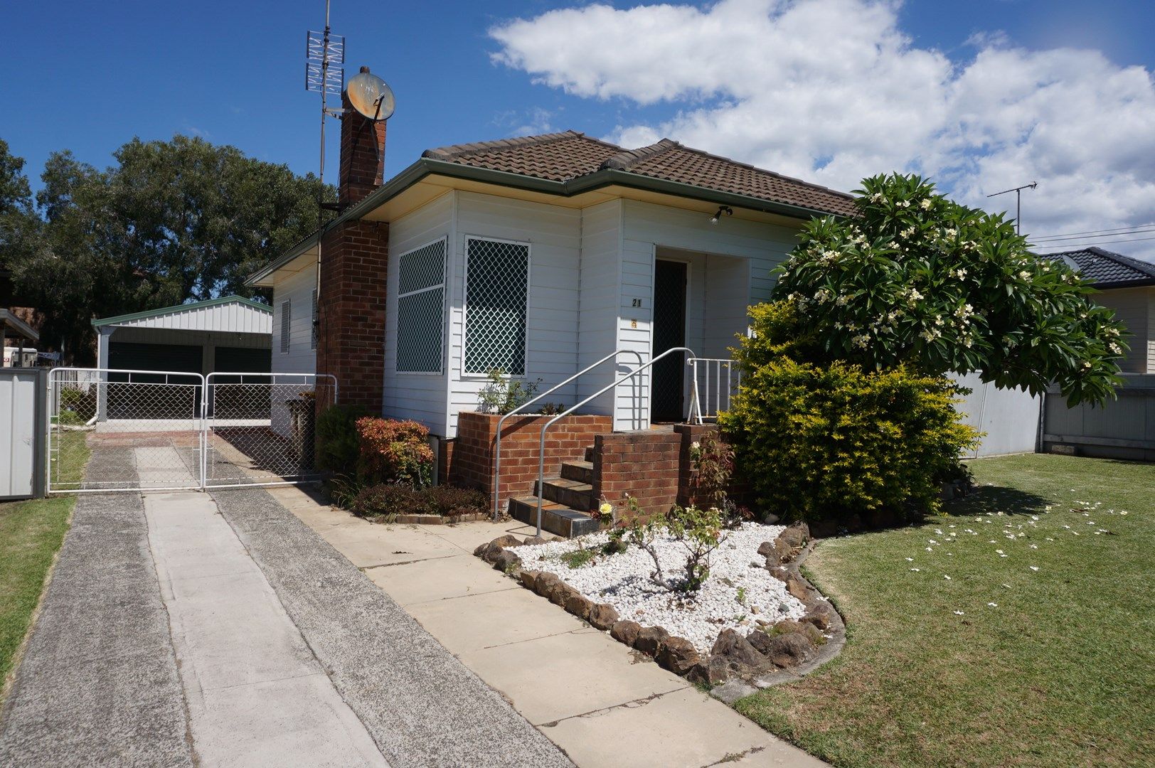 21 Bramsen Street, Bellambi NSW 2518, Image 0