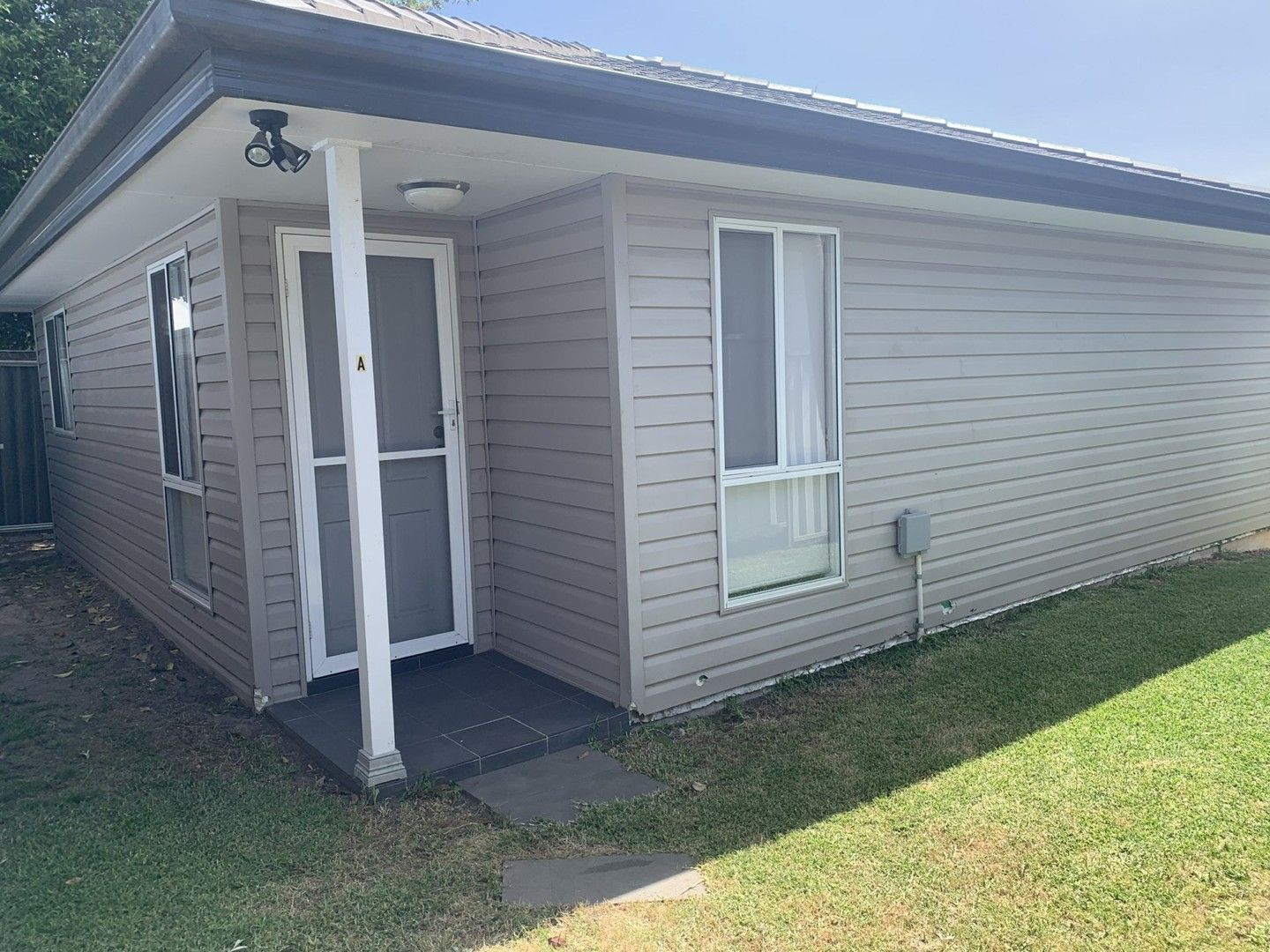 2 bedrooms Apartment / Unit / Flat in 128A Northcott Road LALOR PARK NSW, 2147