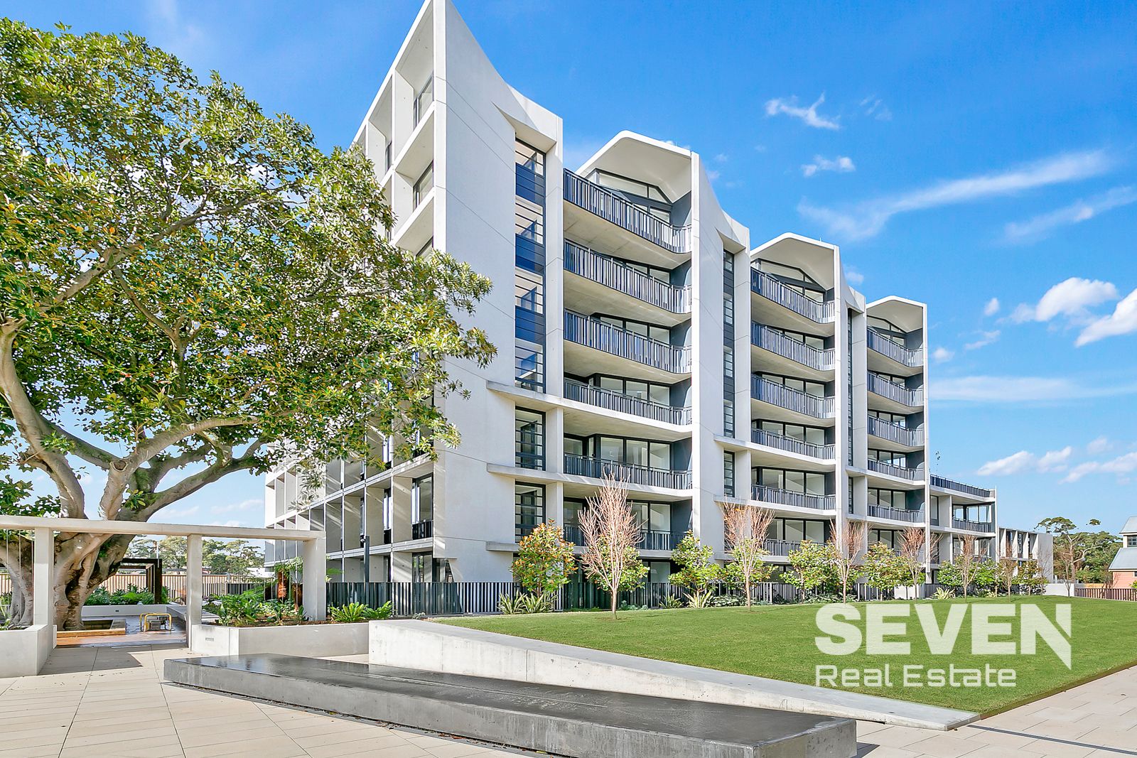 2 bedrooms Apartment / Unit / Flat in 408/11 Young Street RANDWICK NSW, 2031