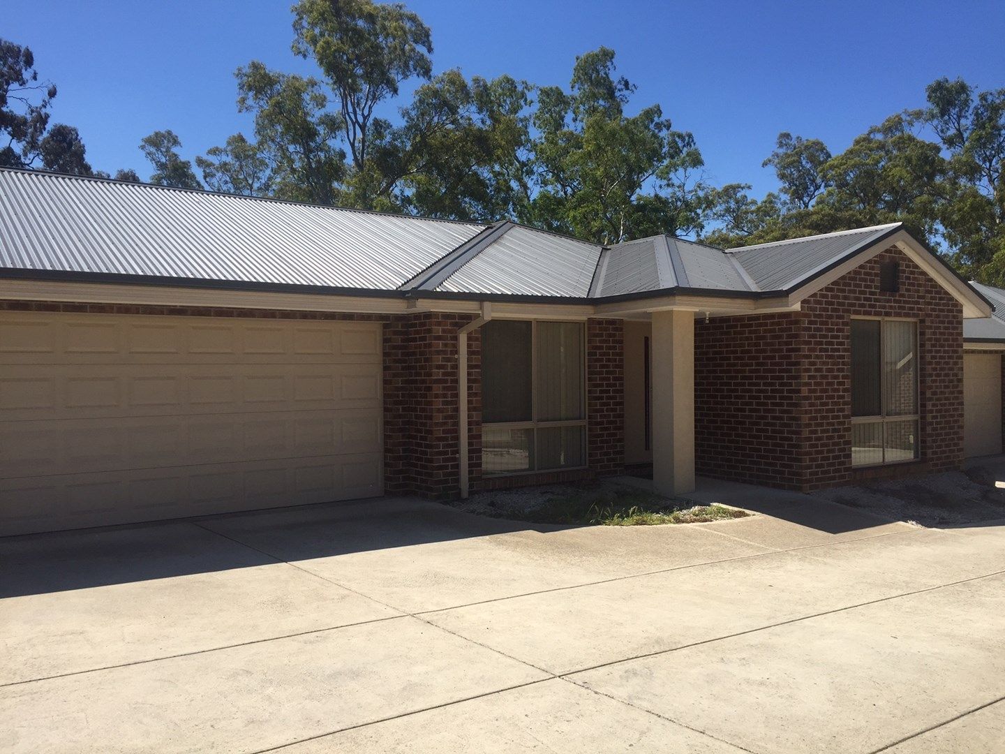 2/3 - 5  Murchison Street, Broadford VIC 3658, Image 0