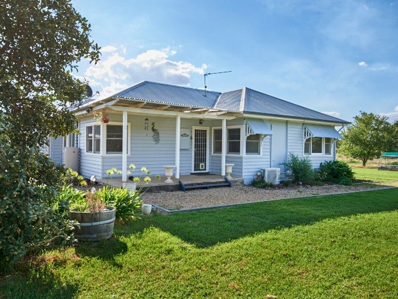 143 Old Trunk Road, The Rock NSW 2655, Image 0