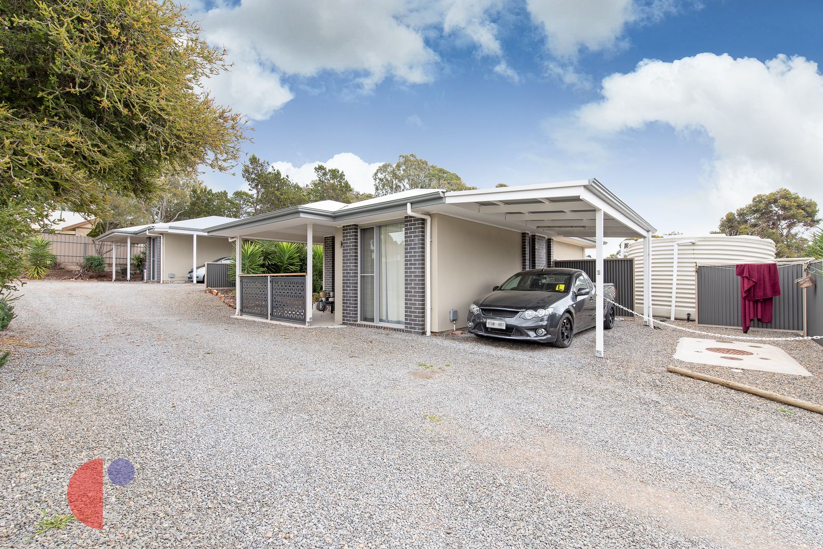 1 And 2/107 Main Road, Mclaren