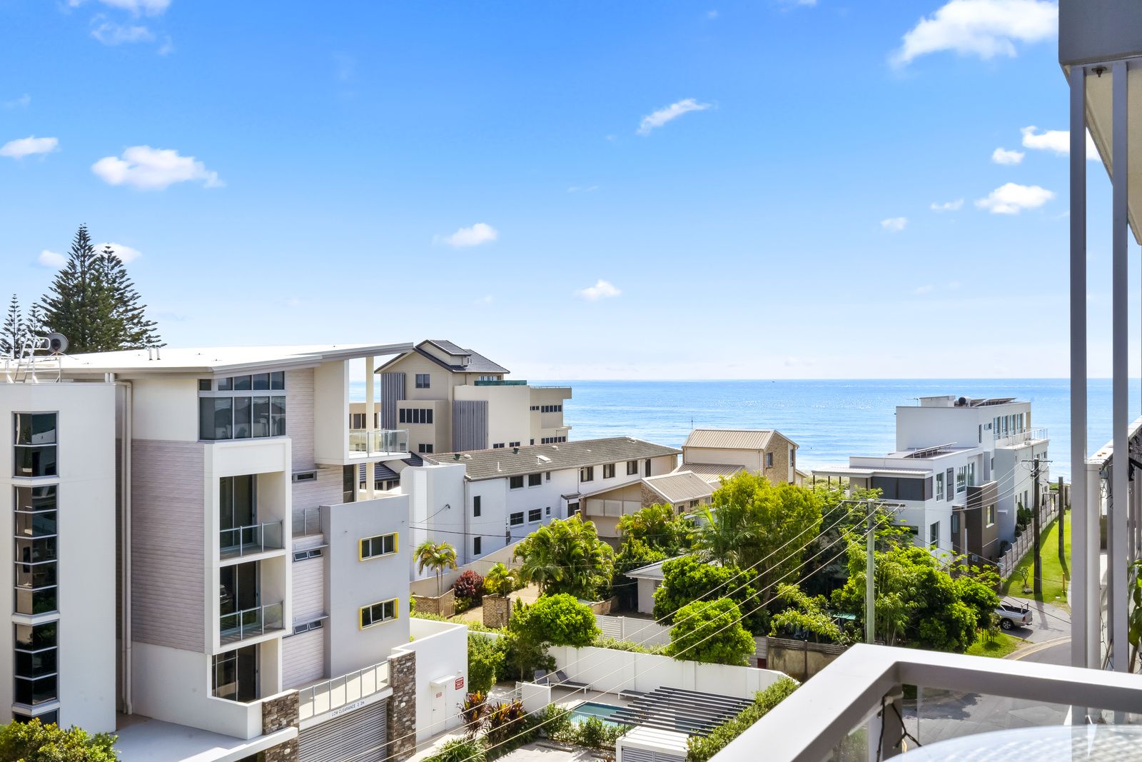 3 bedrooms Apartment / Unit / Flat in 302/10 Third Avenue PALM BEACH QLD, 4221