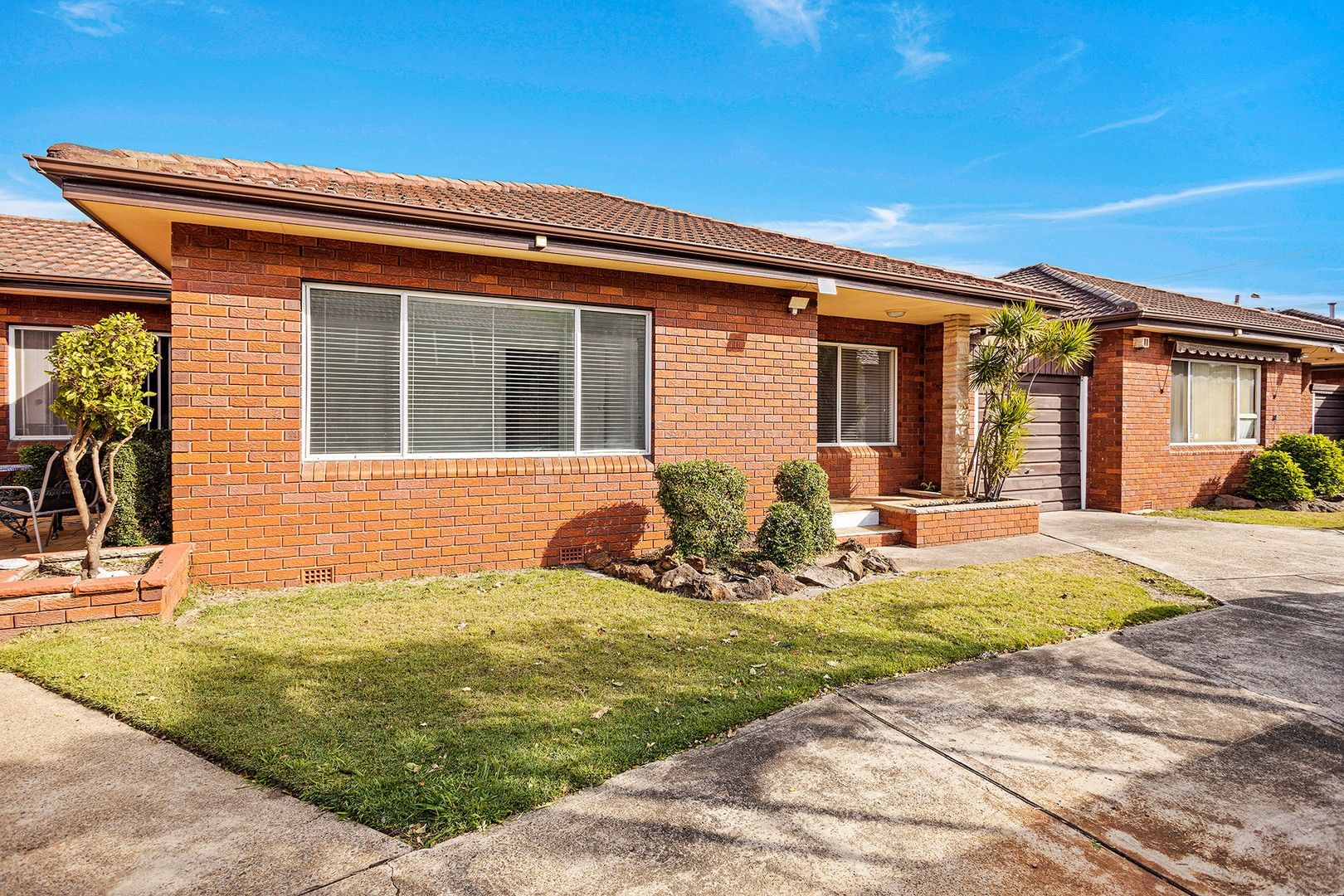 3/18a Chuter Avenue, Monterey NSW 2217, Image 0