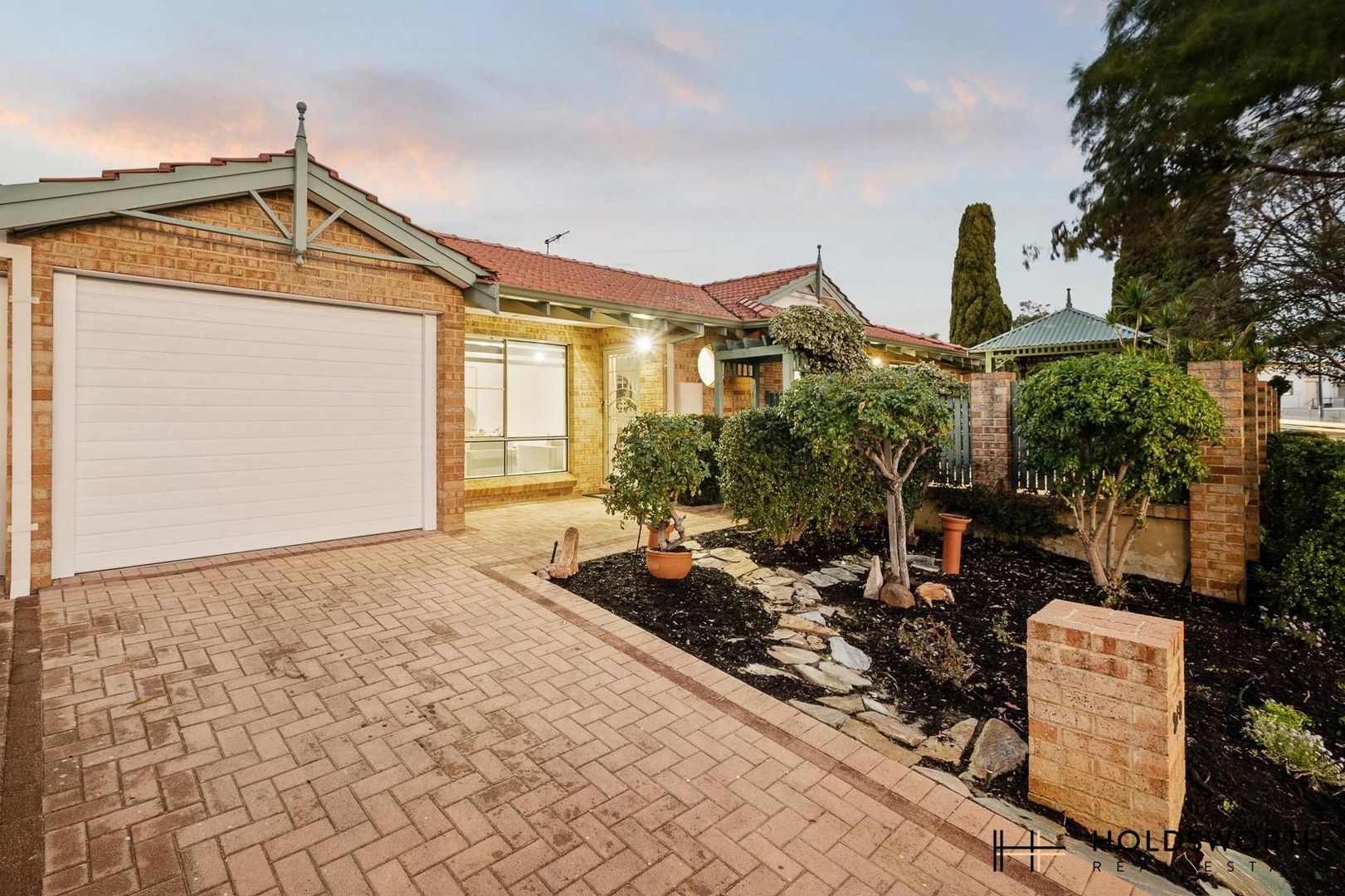 210 Gildercliffe Street, Scarborough WA 6019, Image 2