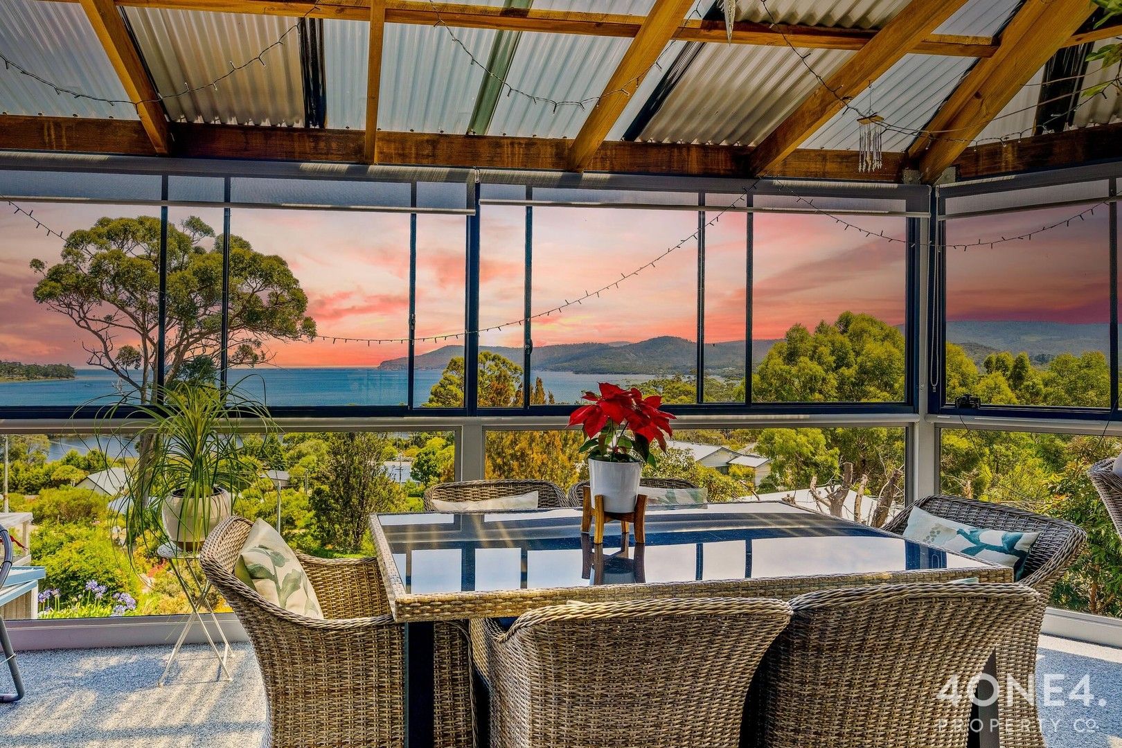 29 Lagoon Road, White Beach TAS 7184, Image 2