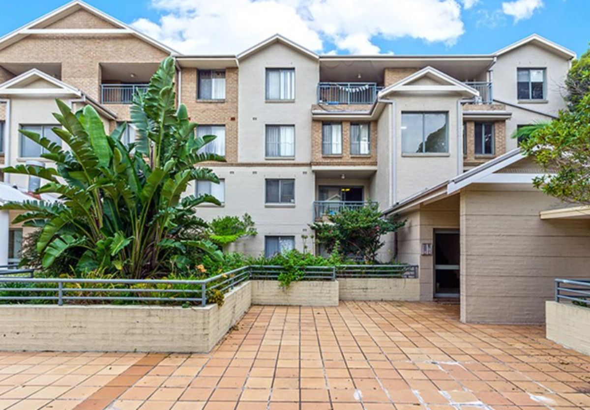 2 bedrooms Apartment / Unit / Flat in 49/217 Chalmers Street REDFERN NSW, 2016