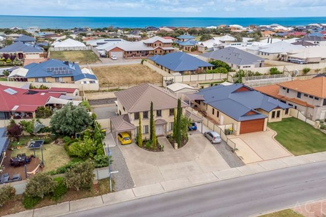 Picture of 32 Guillardon Terrace, MADORA BAY WA 6210