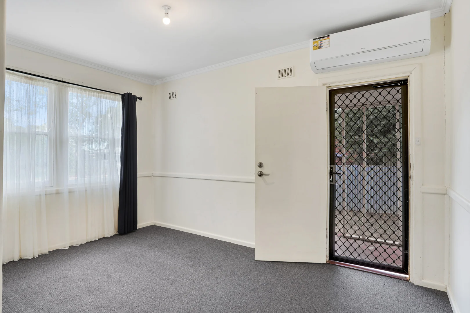 Additional image 2 of 20 Stakes Crescent, Elizabeth Downs SA 5113