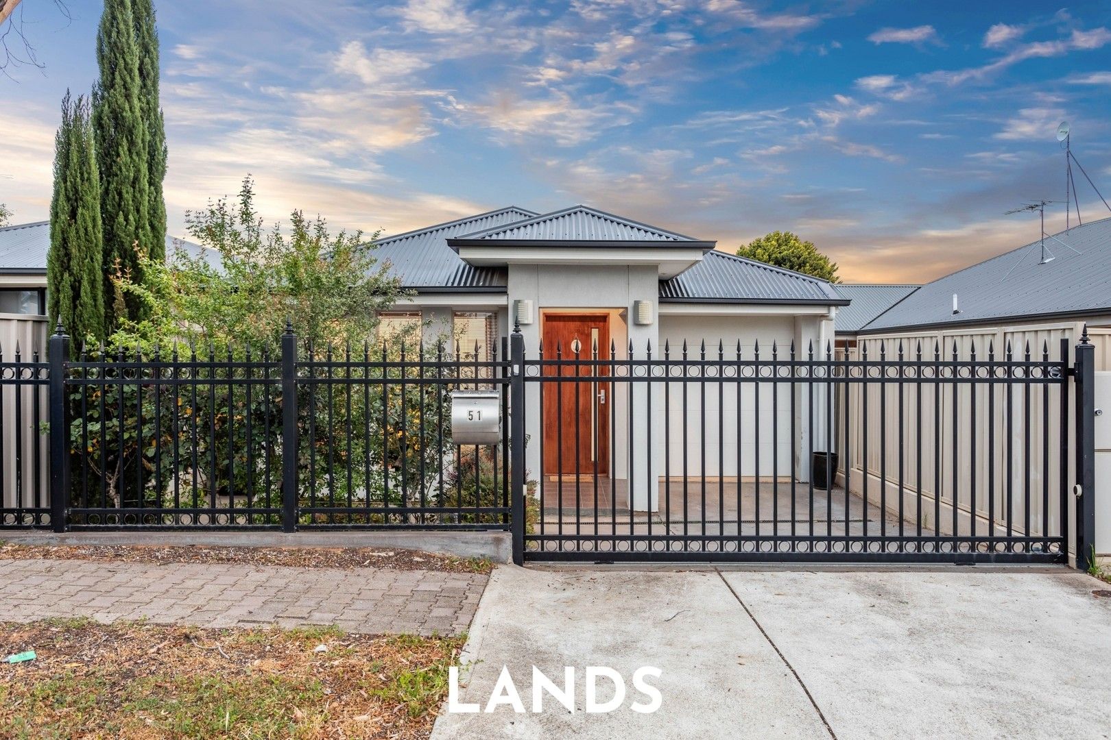 51 Dundee Avenue, Holden Hill SA 5088 Domain