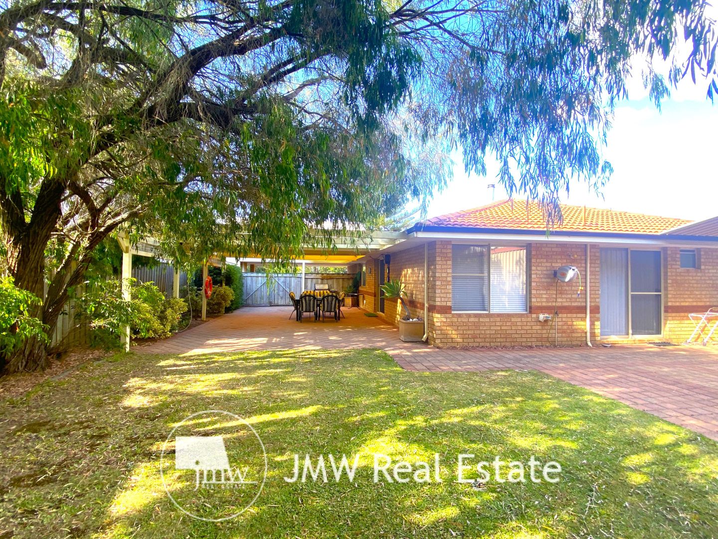 8 Seattle Court, Quindalup WA 6281, Image 2