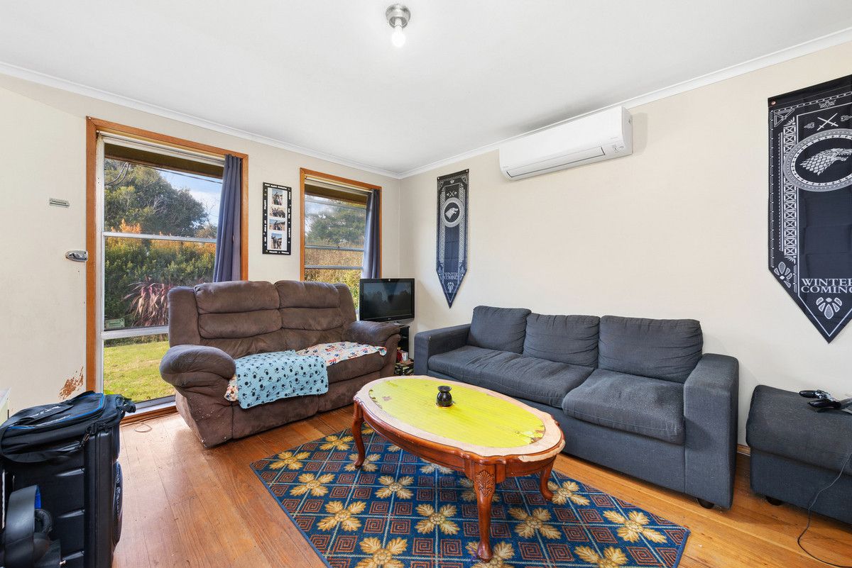 35 Gibsons Road, Sale VIC 3850, Image 2