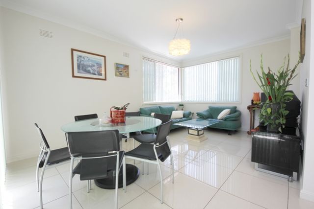 13  Burns Crescent, Chiswick NSW 2046, Image 2