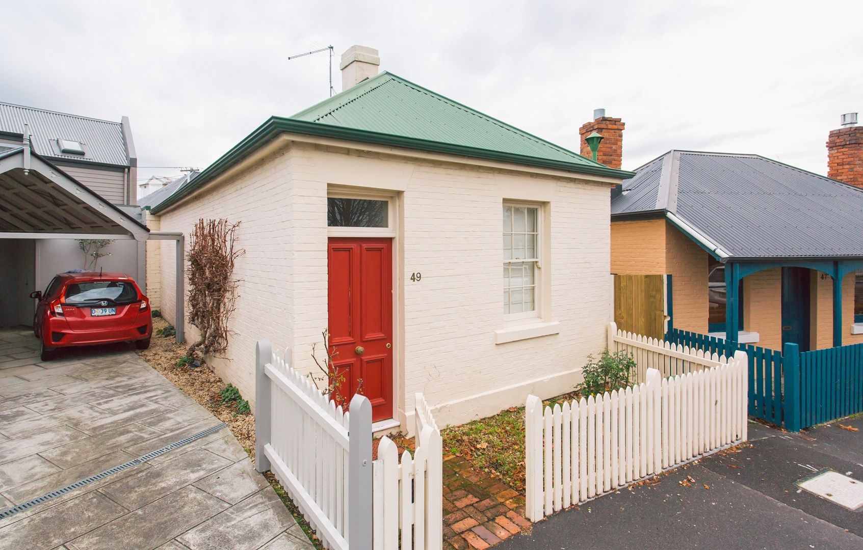 2 bedrooms Townhouse in 49 Runnymede Street BATTERY POINT TAS, 7004
