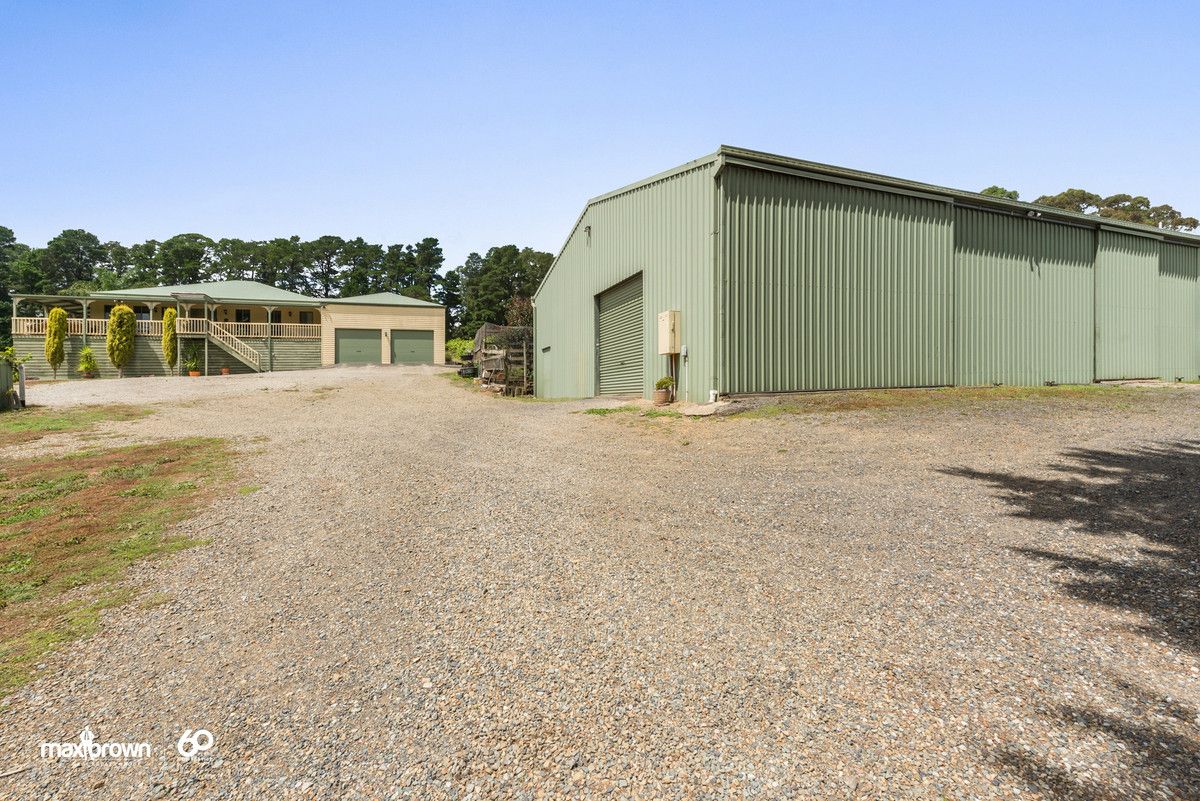 237 Warburton Highway, Wandin North VIC 3139, Image 1