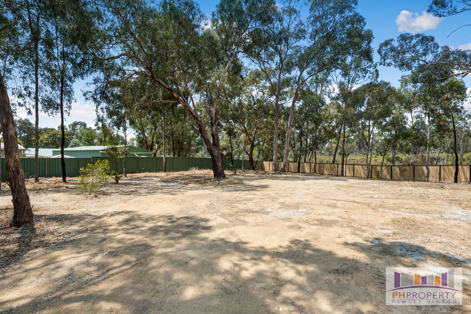 2/13 Evans Street, California Gully VIC 3556, Image 1