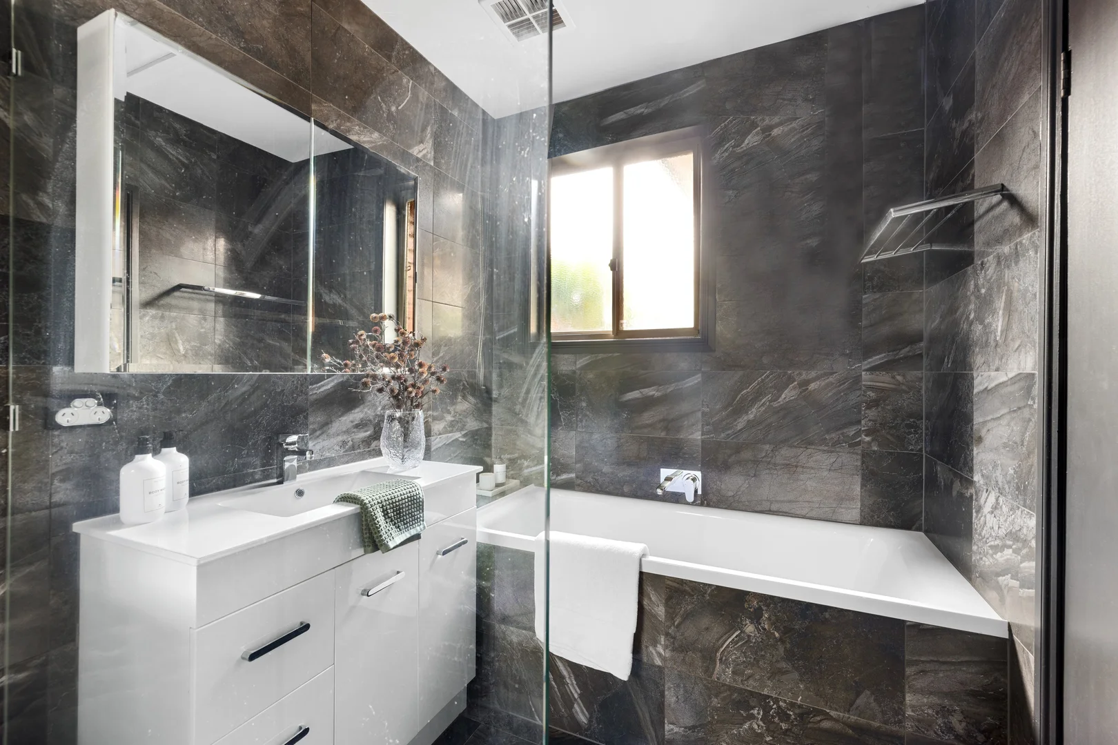 Additional image 10 of 2/85 Kernot Street, South Kingsville VIC 3015