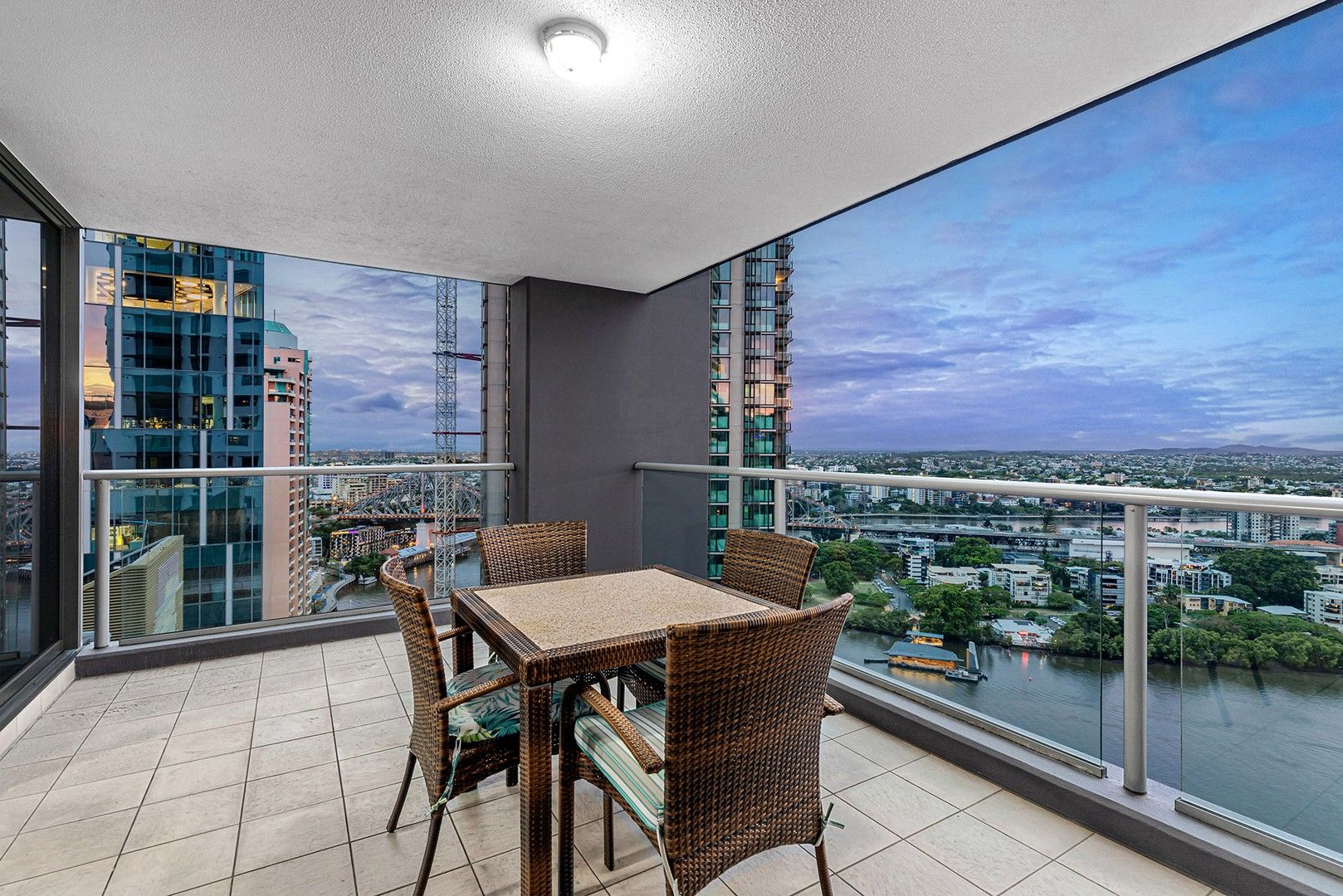 2 bedrooms Apartment / Unit / Flat in 301/420 Queen Street BRISBANE CITY QLD, 4000