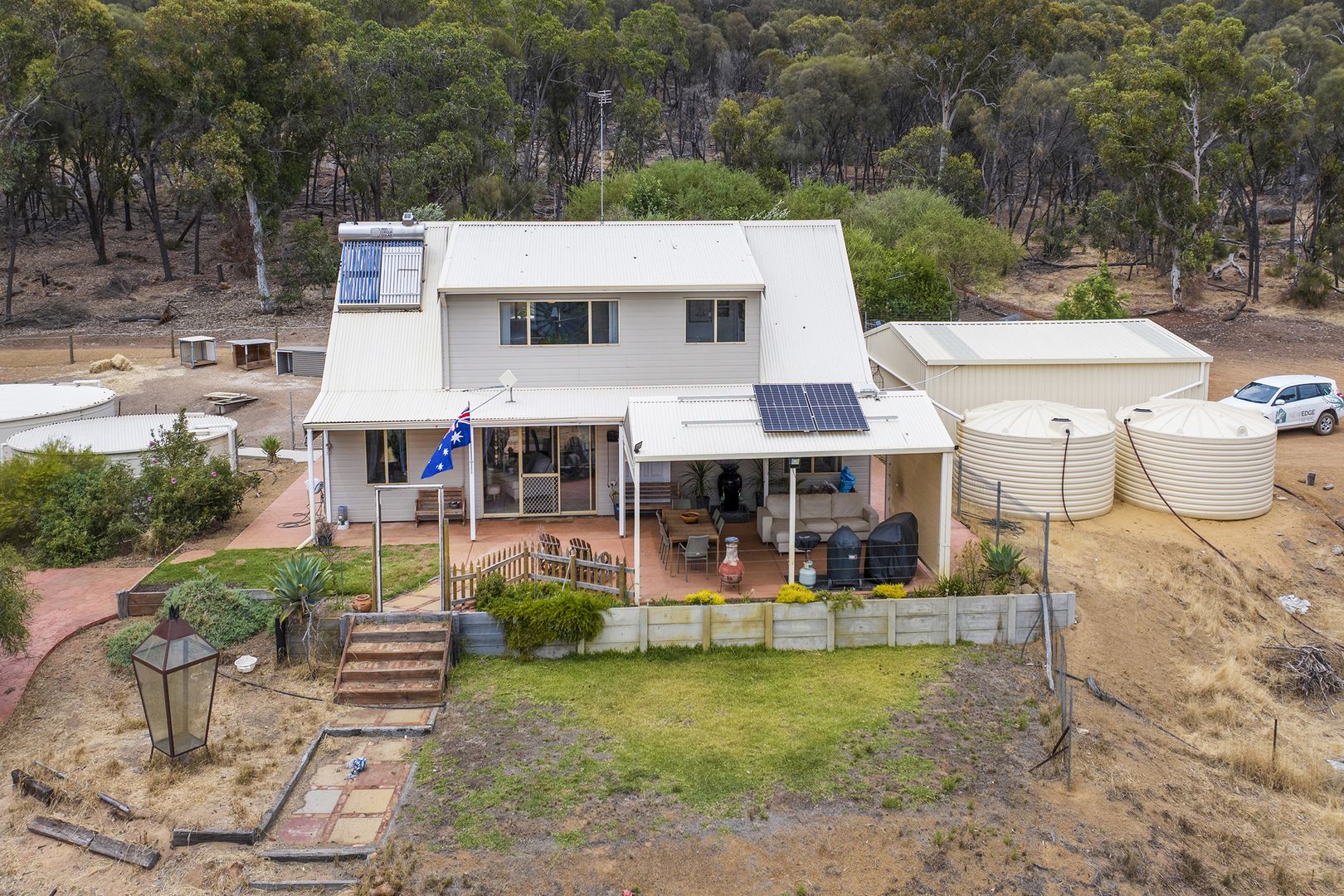 141 O'Connell Road, Wandering WA 6308, Image 2