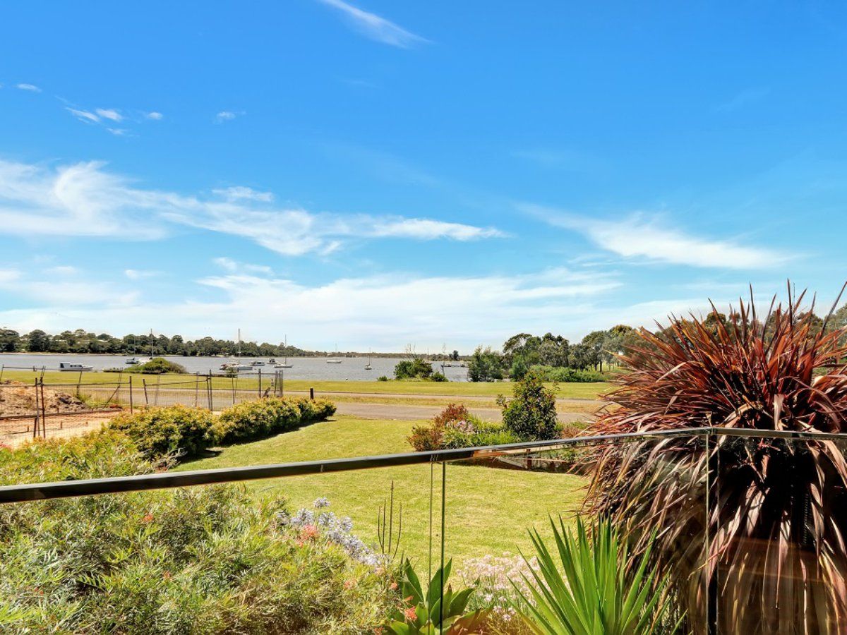 30 Lake Shore Drive, Newlands Arm VIC 3875 Domain
