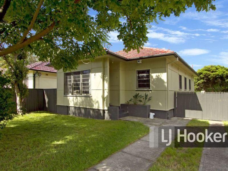 8 Gregory Place, HARRIS PARK NSW 2150, Image 0