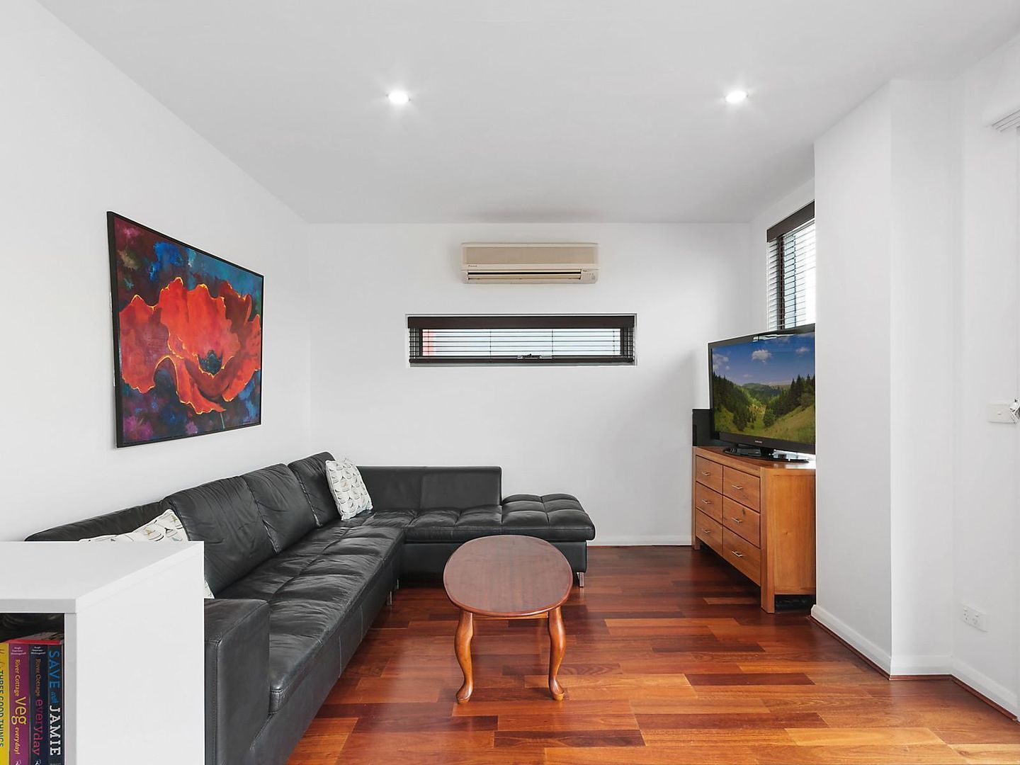 10/10 Macpherson Street, O'connor ACT 2602, Image 2