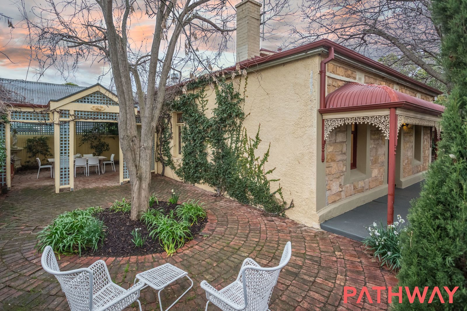 9 Almond Street, Goodwoo Property History & Address Research Domain