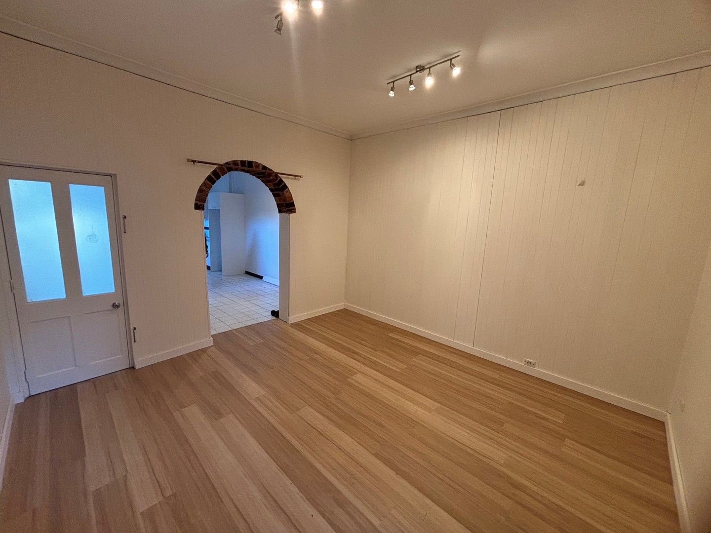 1 bedrooms Apartment / Unit / Flat in 2/233 Enmore Road ENMORE NSW, 2042